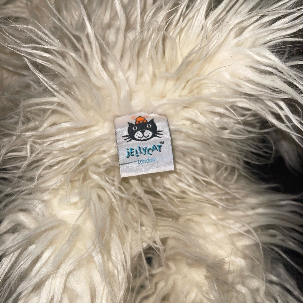 Jellycat Roberta Rabbit - Picture 3 of 9